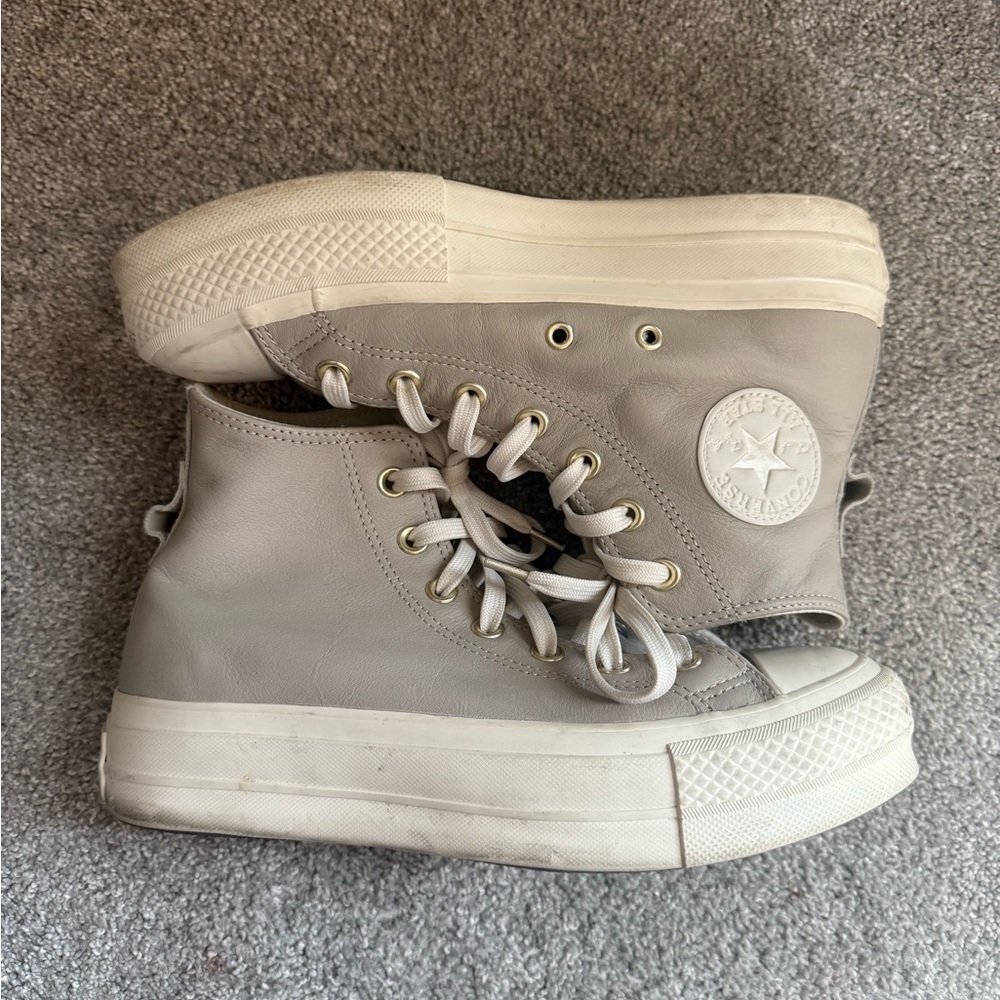 Converse Chuck Taylor All Star Lift Platform Leather size 7.5